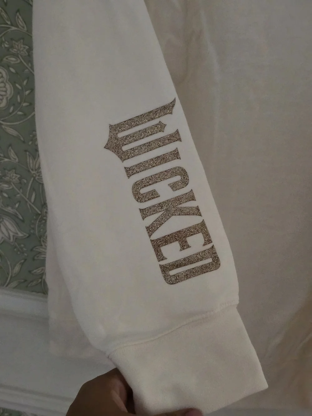 Old Navy color creme